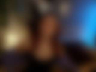 Live cam show with Alisaa-Laurent - Moaning on Fling VIP Chat