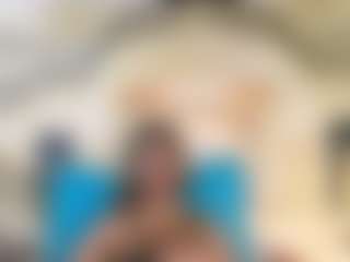 EbonyFlirtyFox's Live Sex Cam Show