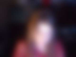 Live cam show with Beatrice - Body Massage on eurowanks.com