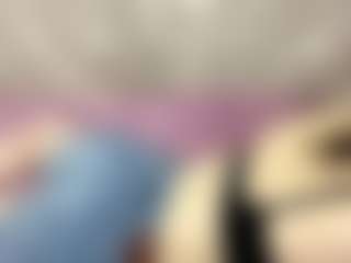 CarlottaAlbus's Live Sex Cam Show