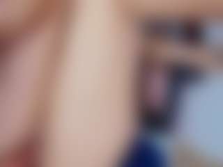 Live cam show with LissaBonneth - New Sexwebcam on SinfulBabes