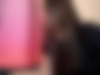 Live cam show with RegenaGustavson - Upskirt on https://playwithruby.com