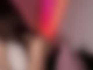 Live cam show with RegenaGustavson - Skinny on CamwithHer