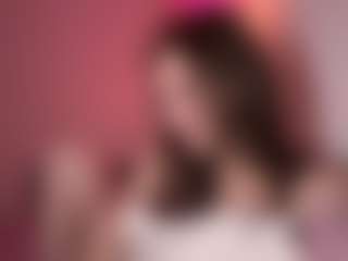 Live cam show with RegenaGustavson - Spy Brown Hair on Camsoda