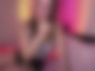 Live cam show with RegenaGustavson - Cum Brown Hair on liverealitysex.com