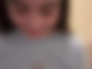 Live cam show with Lily - New Teen (18+) on Camsoda