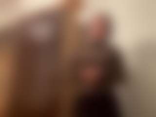 ChiaHuh's Live Sex Cam Show