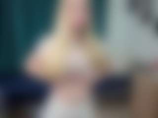 EarthaSnoozy's Live Sex Cam Show