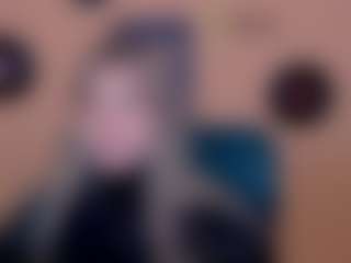 kristy-moon's Live Sex Cam Show