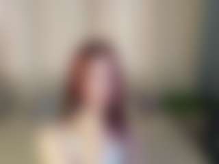 Live cam show with Lara - Red Hair on SquirtSoMuch