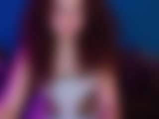 Live cam show with Celeste-Jhonson - Brown Eyes Brown Hair on livesuperchat.net