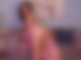 Live cam show with Celeste-Jhonson - Brown Eyes Brown Hair on intimatelivegirls.com