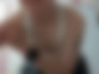 ImeldaMujalli's Live Sex Cam Show