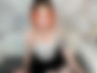 Live cam show with KellyFoss - New Big Tits on TeamSkeetLive