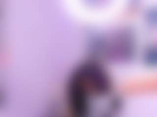 Live cam show with noah-cherry - Spank on Camsoda