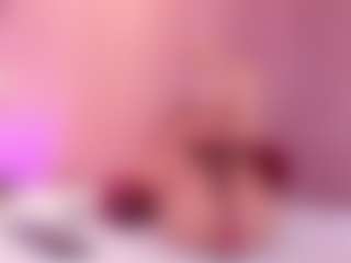 PeachMonroe's Live Sex Cam Show