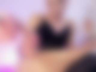 PeachMonroe's Live Sex Cam Show
