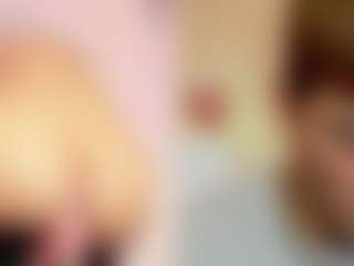 PeachMonroe's Live Sex Cam Show