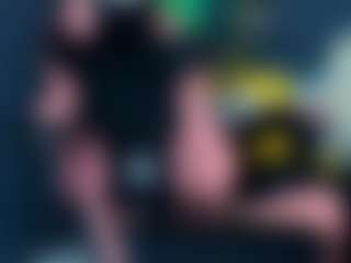 AnaisMonetth's Live Sex Cam Show