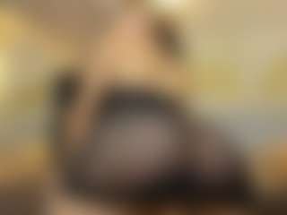 Naia-Bellemont's Live Sex Cam Show