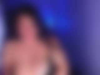 Live cam show with Karlathompson - Butt Plug on Camsoda