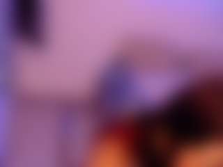 Mialunee's Live Sex Cam Show