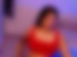 Live cam show with Mialunee - New Small Tits on Hubzter Live