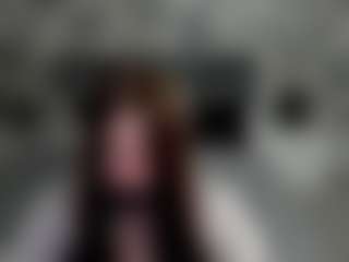 Live cam show with Alice - Geek on dropp.cam