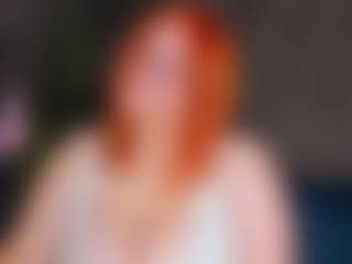 Live cam show with Aliica-Keller - Moaning on Fling VIP Chat