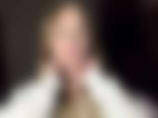 Maelle's Live Sex Cam Show