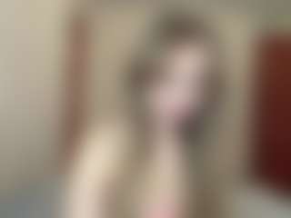 Maelle's Live Sex Cam Show