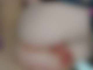 Live cam show with Ella-Banny - Armpits Teen (18+) on Camsoda