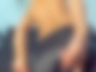 Live cam show with Krystal-Rosse - Public Red Hair on Camsoda
