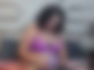 Madyowen's Live Sex Cam Show