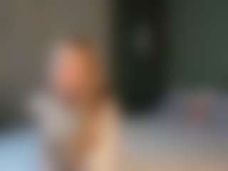 Live cam show with MellisaVeil - College Teen (18+) on Mixed Magazine Live