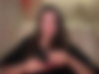 TwilaStright's Live Sex Cam Show