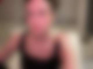 TwilaStright's Live Sex Cam Show