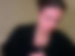 TwilaStright's Live Sex Cam Show