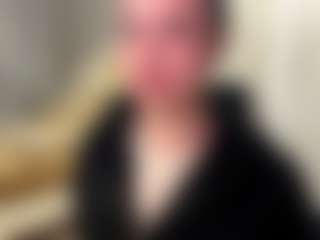Live-Cam-Show mit TwilaStright - Cum Swallowing Big Tits auf Camsoda