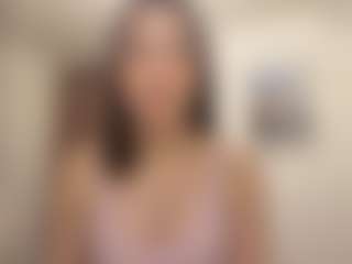 Live cam show with ValliePray - Butt Plug on CamSodaAdn