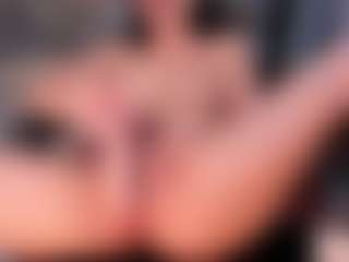 Live cam show with CamileDelacroix - Body Massage on Camsoda