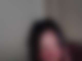Live cam show with CherryDarknesss - New MILF on intimatelivegirls.com
