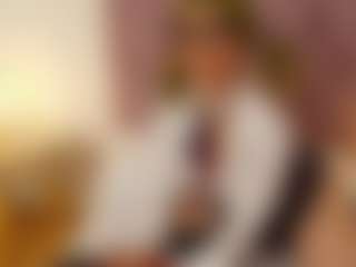 Live cam show with ItsCassieCage - New Toys on Milfs Live