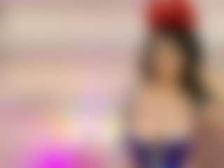 Live cam show with ItsCassieCage - Spank Brown Hair on Sweet Sext