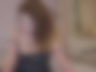 Live cam show with Kate - Muscle on TeamSkeetLive