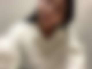 Live cam show with KierstenMenjes - Shaved Pussy Latina on https://playwithruby.com
