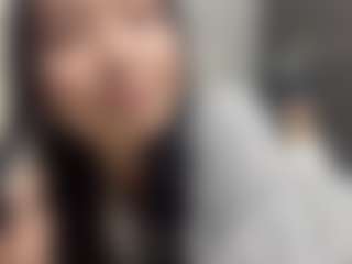Live cam show with KierstenMenjes - Average on TottyGirls