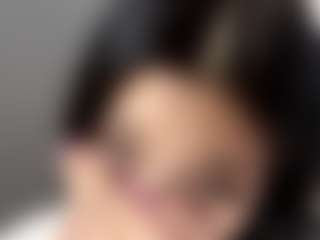 Live cam show with KierstenMenjes - Asian College on Dare Cams
