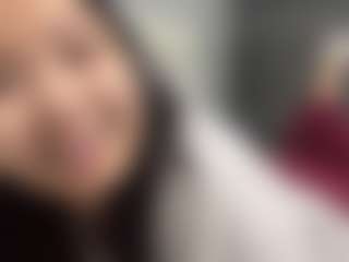 Show de câmera ao vivo com KierstenMenjes - Pornstar Asian no Camsoda