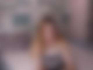 Live cam show with ManuelaPac - Interactivetoy on Camsoda
